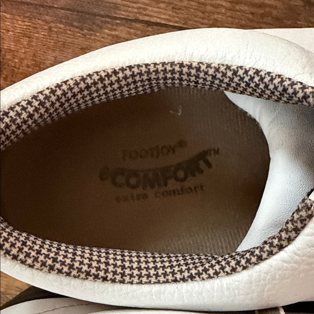FootJoy White Leather Golf Shoes - Picture 4 of 7